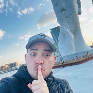 Meet your Posher, Ángel